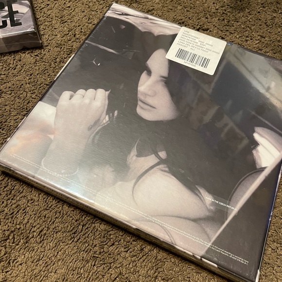 Lana Del Rey ultraviolence box set - Picture 3 of 4